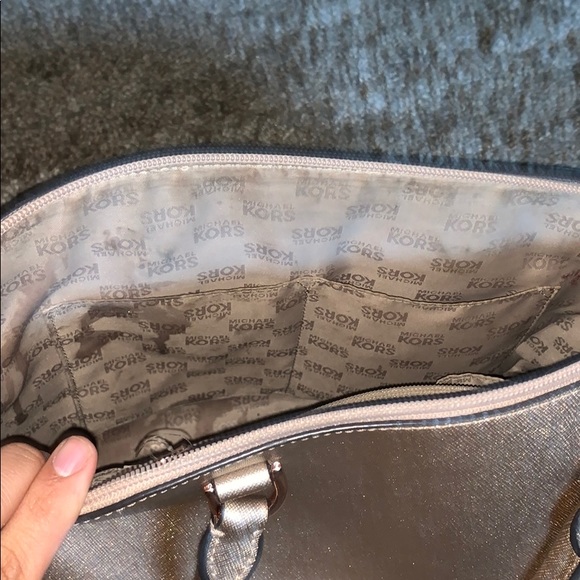 Purse - Picture 3 of 3